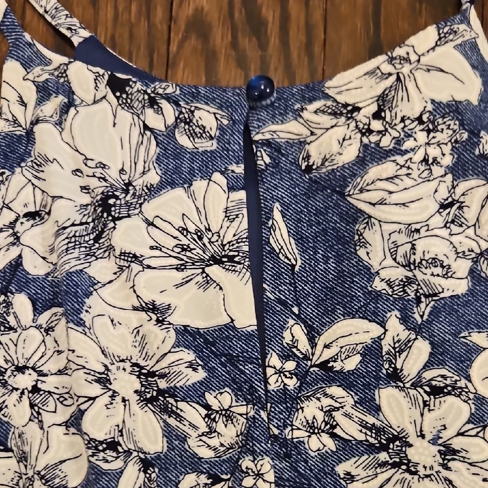 Women's Fortune And Ivy‎ Floral Blue and White Dress - Picture 3 of 7